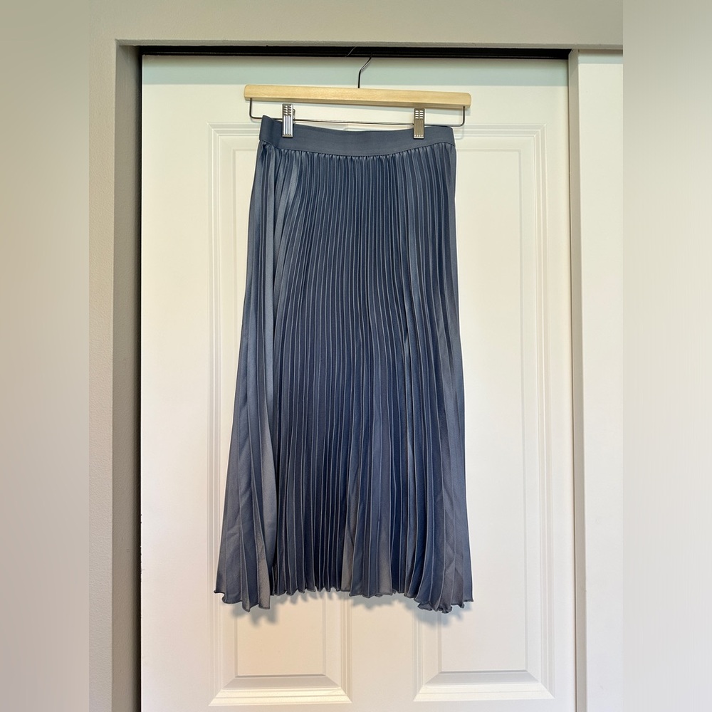 Pleated Skirt Blue Gray Women’s Size Small
